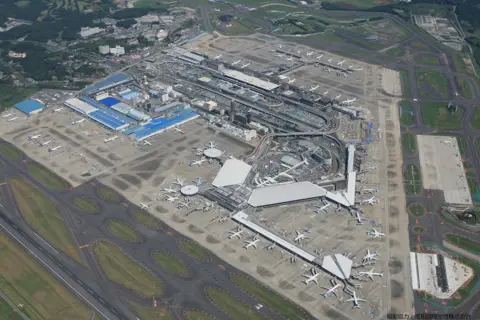 Tokyo airport